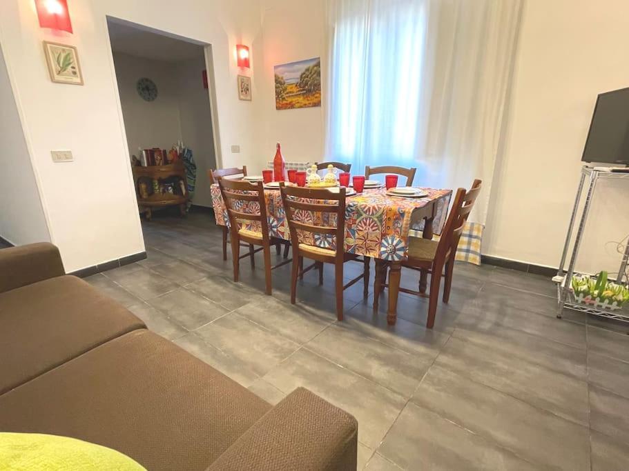Residenza Lincoln Apartment Палермо Екстериор снимка